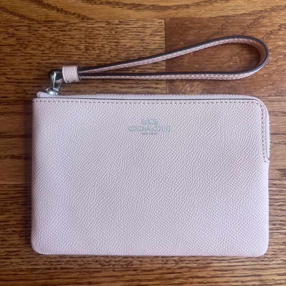 Coach Wallet light pink New